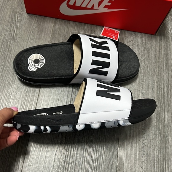 Nike off court marble Men’s Black and White Slide Sandals/ size 9 - Picture 6 of 7